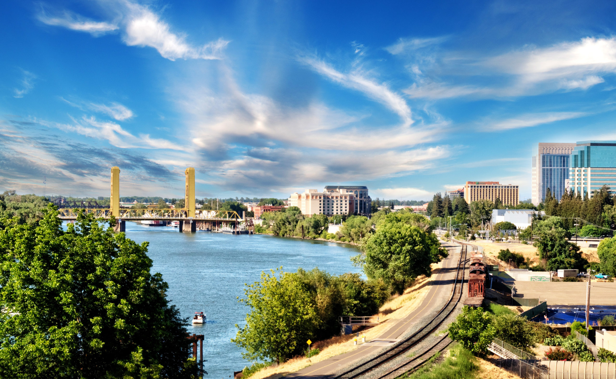 4 Reasons Why Now is a Great Time to Move to Sacramento Premier Homes